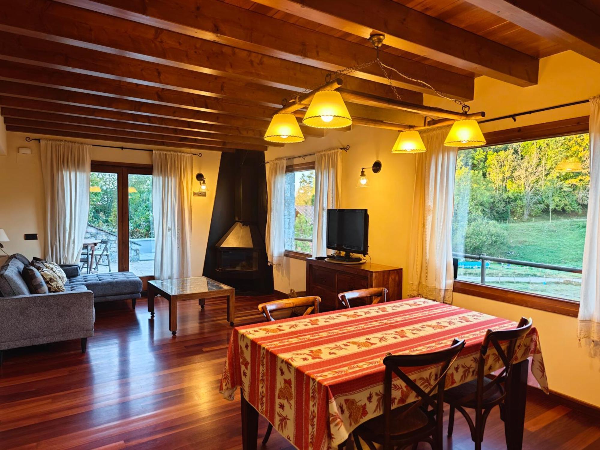 Els Tres Sols Villa Camprodon Eksteriør billede